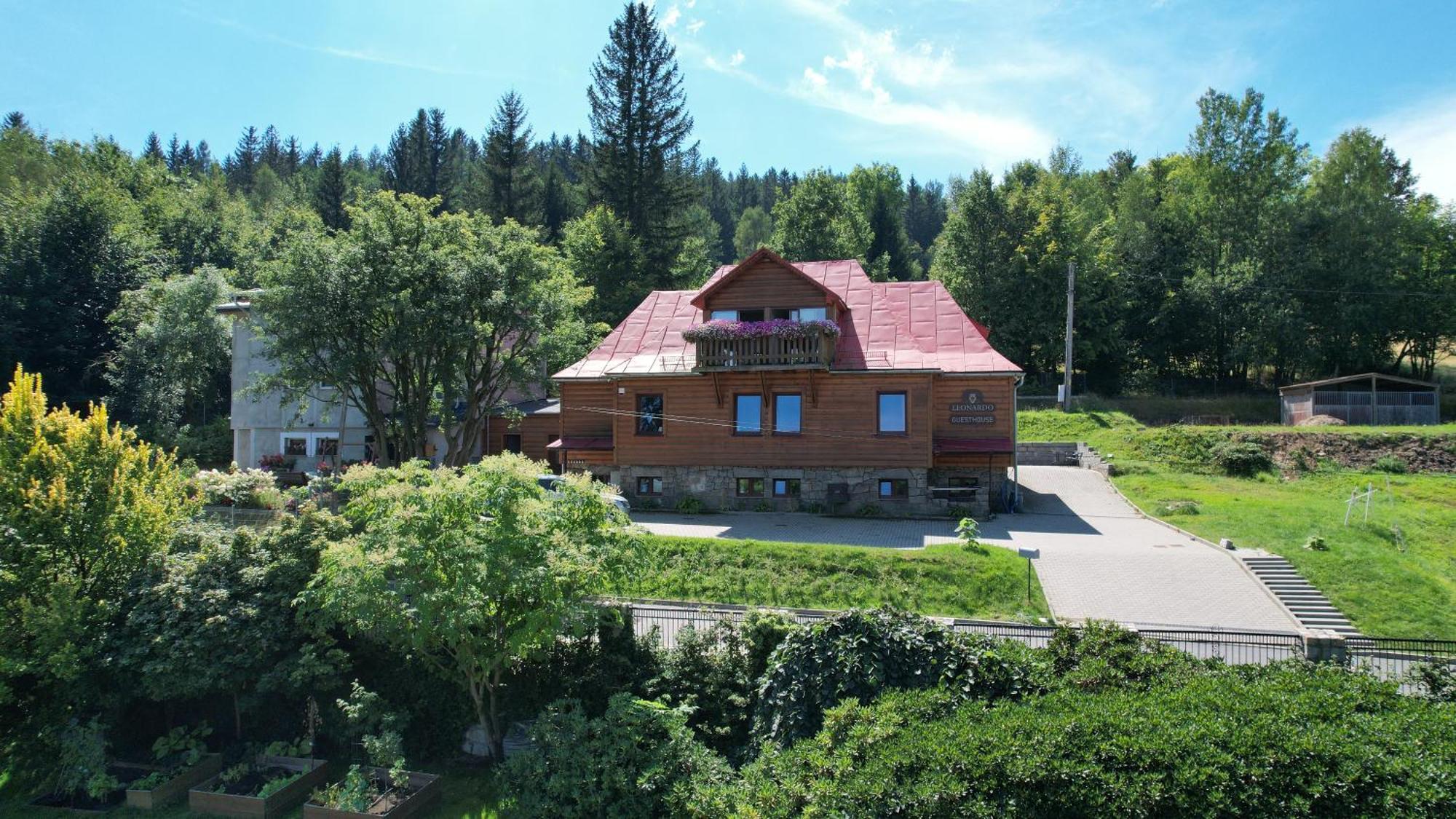 Leonardo Guesthouse Swieradow-Zdroj Exterior photo